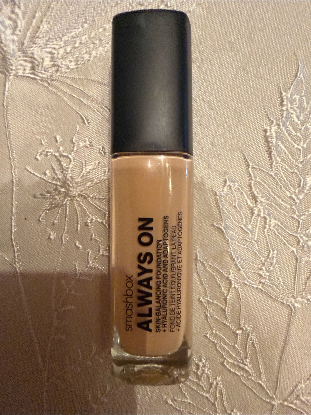 Smashbox Always On Liquid Foundation - Warm Beige Tone